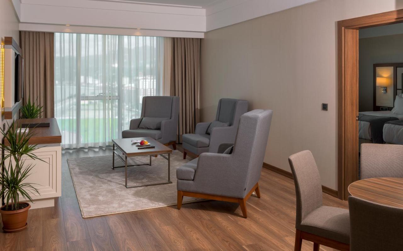Ramada Plaza By Wyndham 5* ריזה